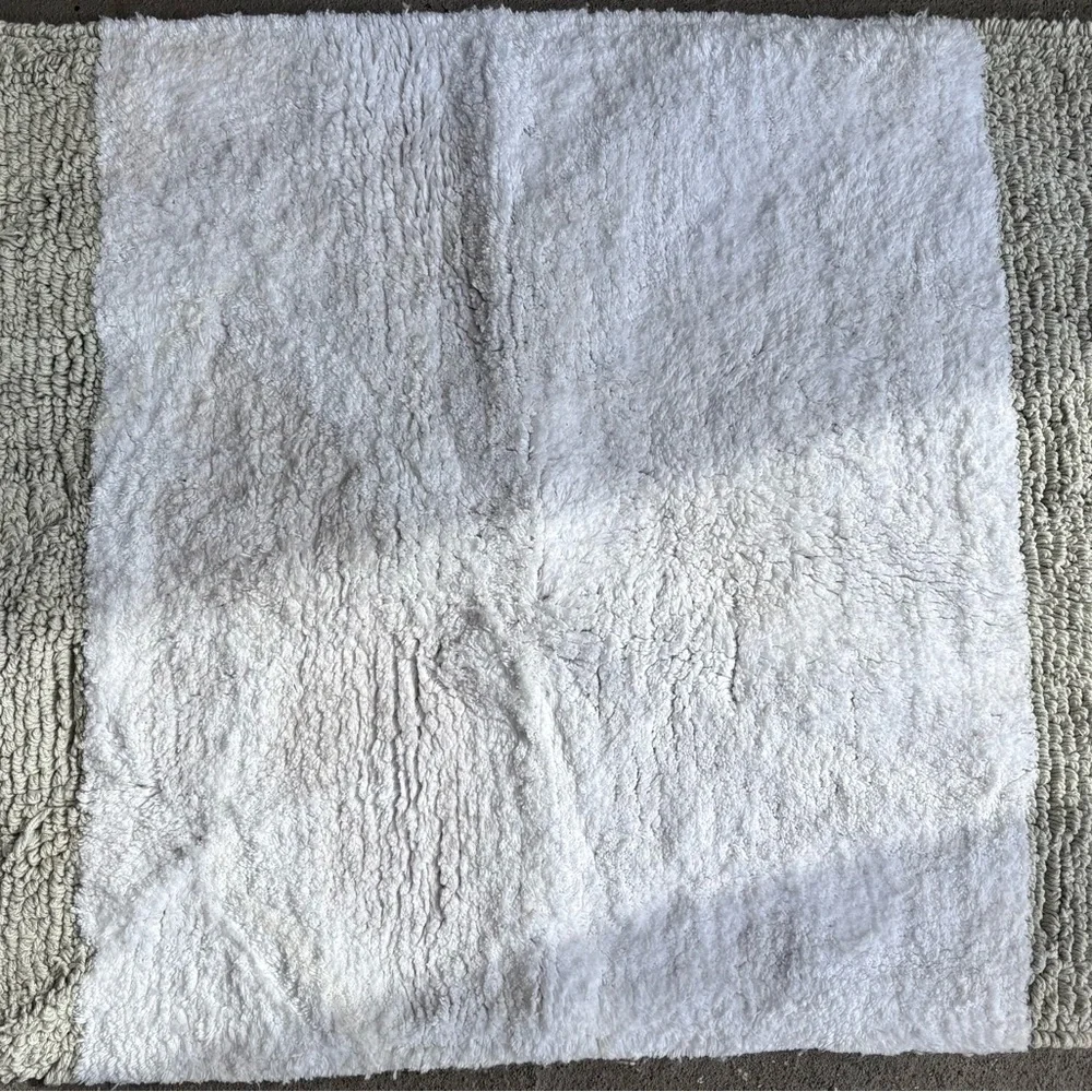 🌺Gray & White Bathroom Rug